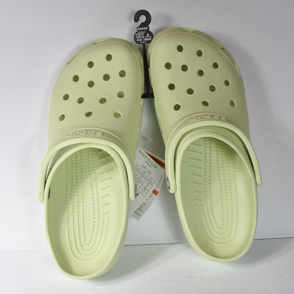 Crocs Classic Clogs Pastel Lime Green size women's 12 / men's 10